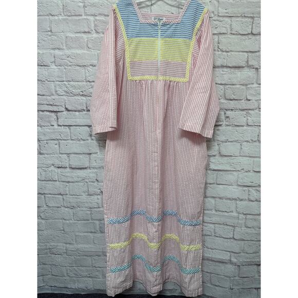 Saybury Vintage Zip Up Housecoat Robe Pink Blue Yellow Stripes SZ MED - Picture 1 of 4